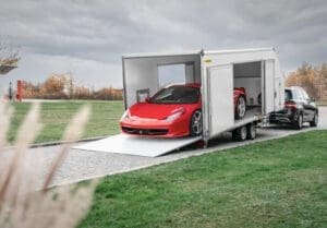 Luxusfahrzeugtransporter für Ferrari